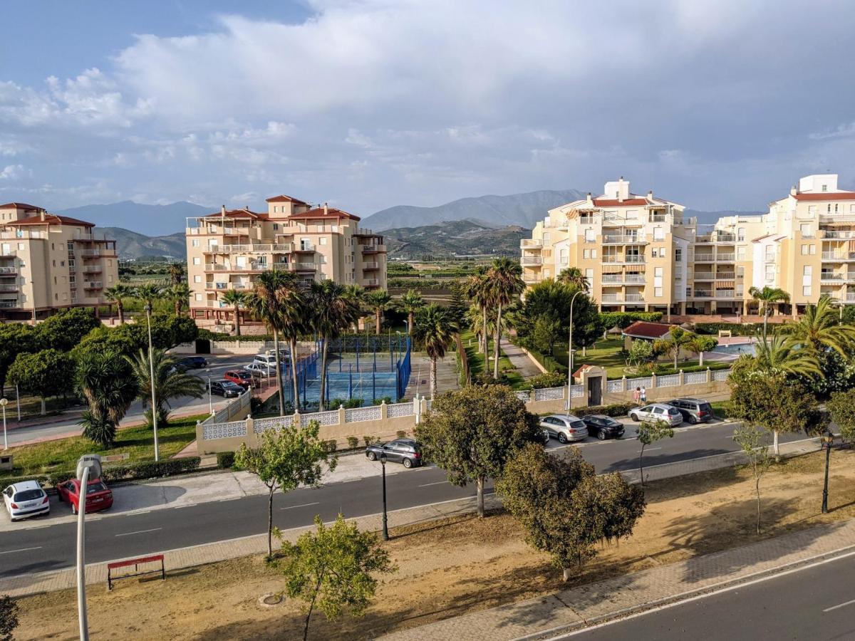 Salobrena - Primera Linea De Playa Junto Al Paseo Maritimo Luaran gambar