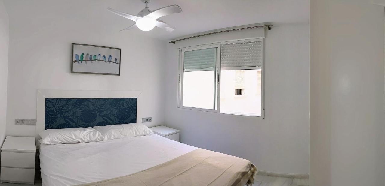 Salobrena - Primera Linea De Playa Junto Al Paseo Maritimo Luaran gambar