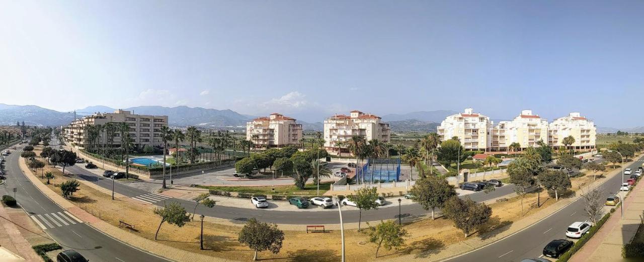 Salobrena - Primera Linea De Playa Junto Al Paseo Maritimo Luaran gambar