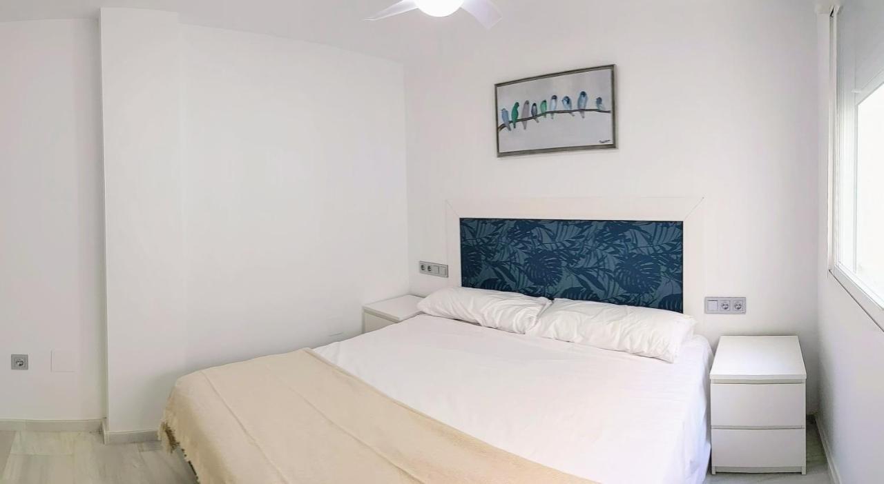 Salobrena - Primera Linea De Playa Junto Al Paseo Maritimo Luaran gambar