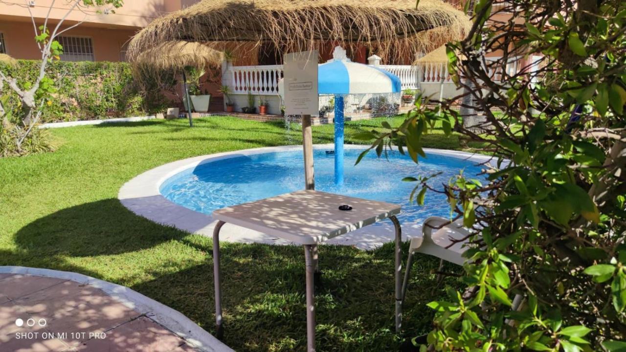 Salobrena - Primera Linea De Playa Junto Al Paseo Maritimo Luaran gambar